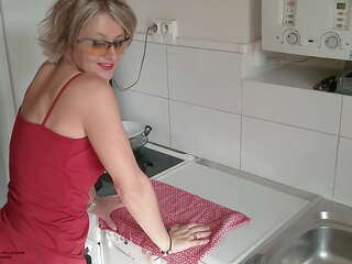 100&percnt; Amateur Over 45 Milf Spreads Her Legs For Step Son In Kitchen
