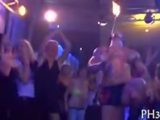 Beauties Wants To Fuck The Army Dancer